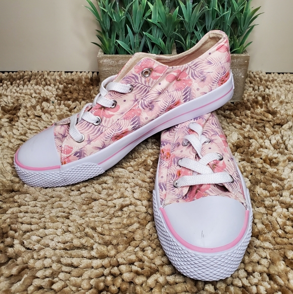 SOLD✅️Women floral sneakers - Picture 1 of 7